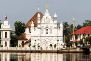 Alleppey Back Waters By Elite Itinerary 4